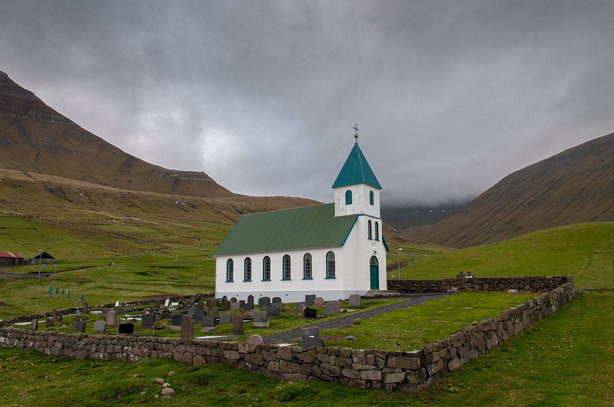 Dorfkirche in Gjogv