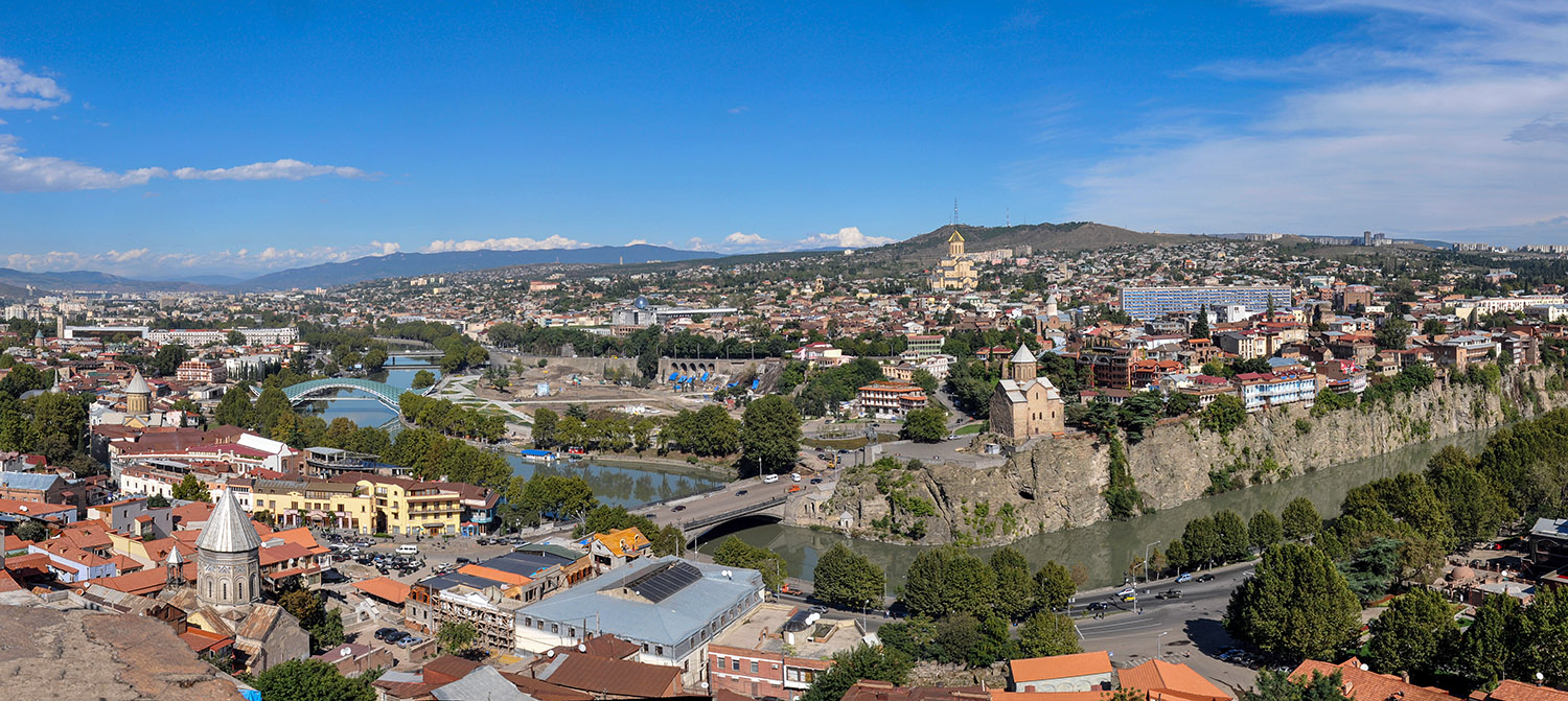Blick auf die Hauptstadt Tbilisi