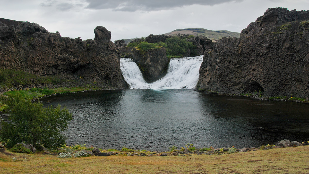 Hjalparfoss