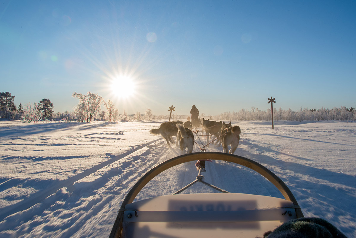 der Fahrtwind brennt bei minus 30°C