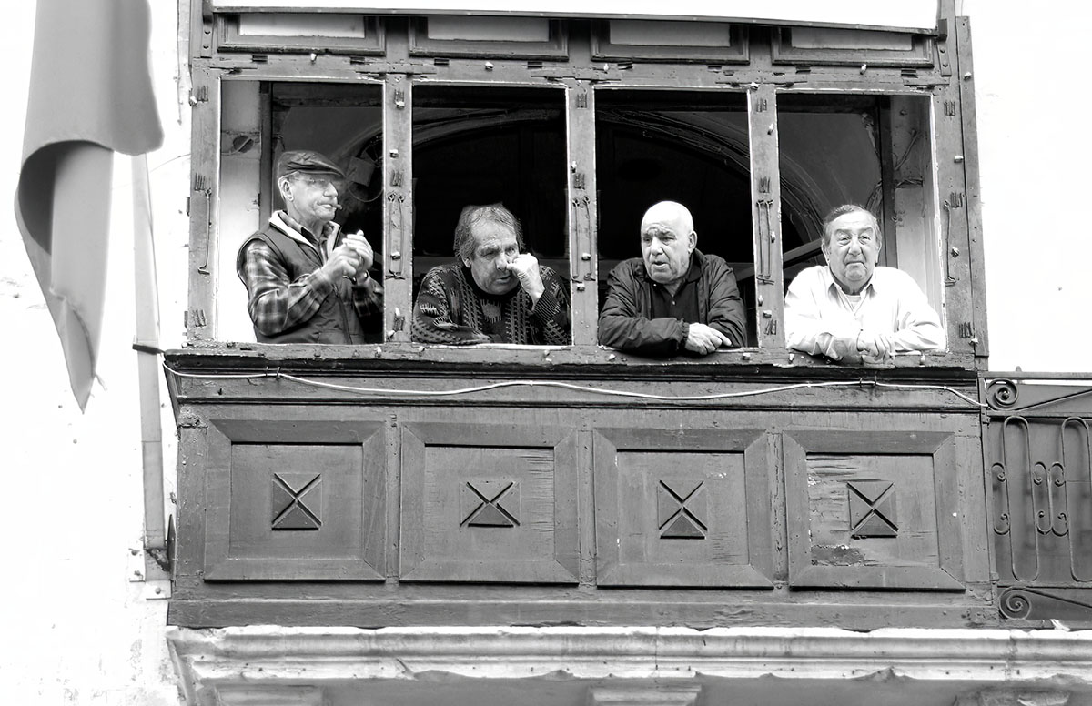 "Fenstergucker"