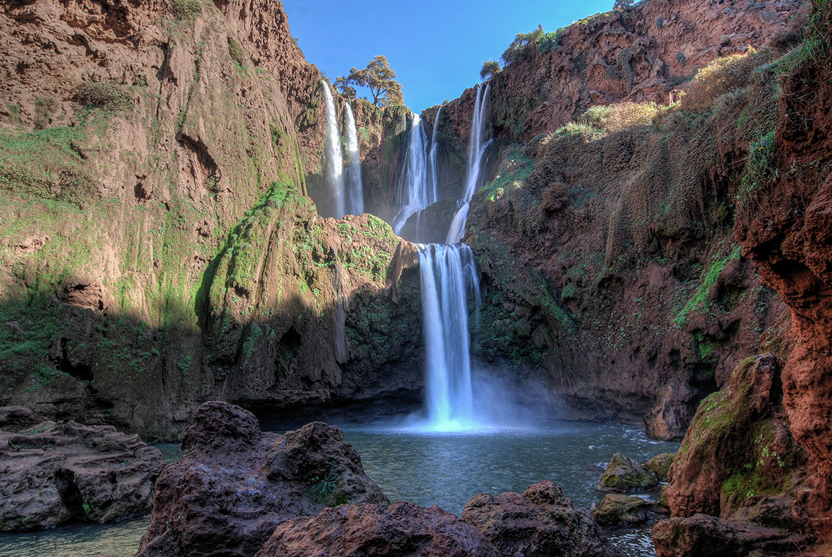 das Wasserfall "Cascades d'Ouzoud", die höchsten Wasserfälle Nordafrikas mit 110m Fallhöhe