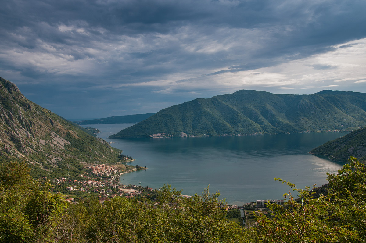 Blick über die Bucht von Kotor