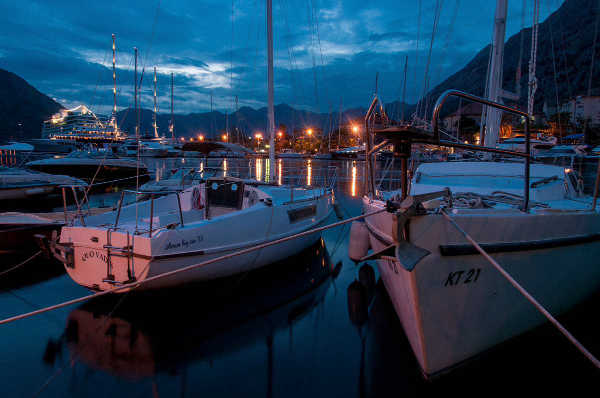 im Hafen von Kotor