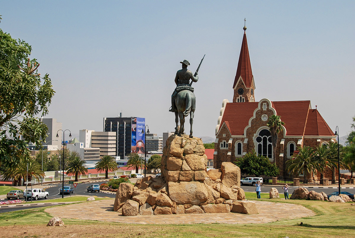 Windhoek, Reiterdenkmal und Christuskirche