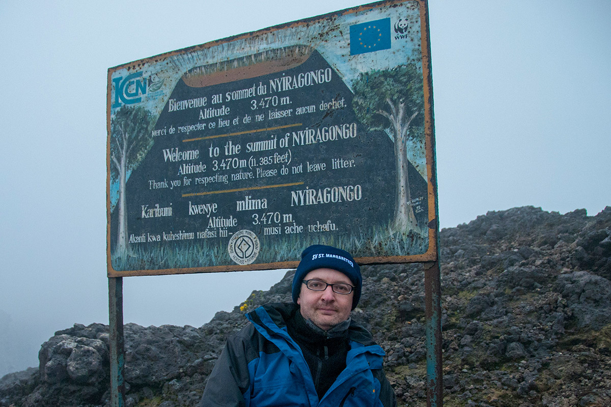 Geschafft - der Gipfel des Nyiragongo ist erreicht