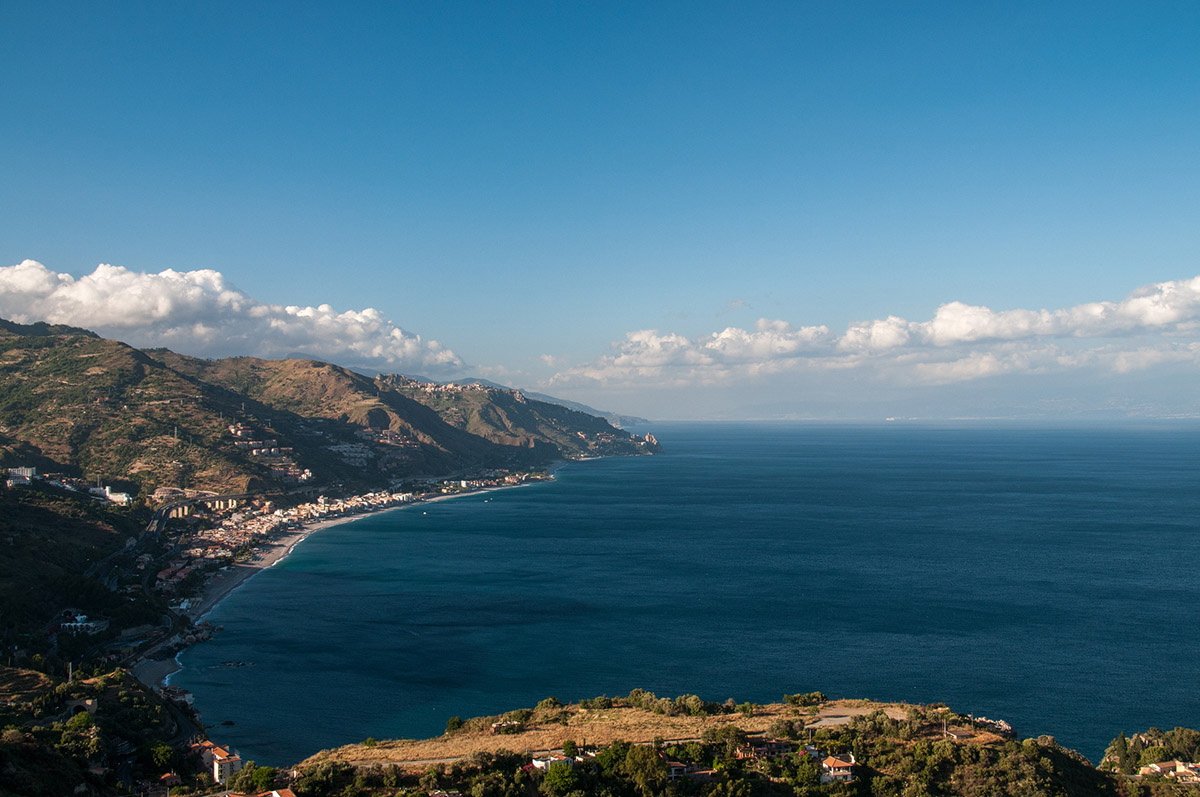 Blick runter von Taormina