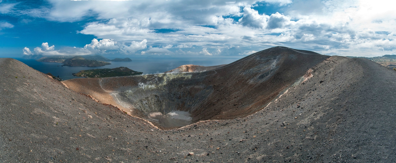 der Krater des Vulcano