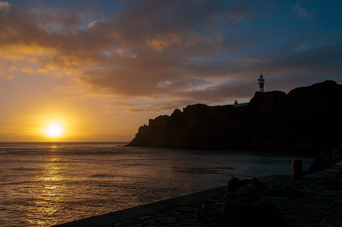 Sonnenuntergang am Punta de Teno, dem westlichsten Punkt Teneriffas