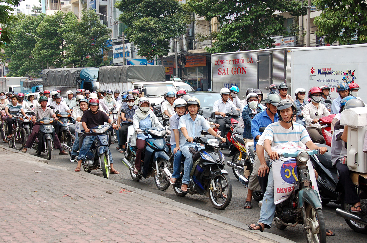 Der ganz normale Wahnsinn in Saigon, 8 Mio Einwohner, 4 Mio. Mopeds....